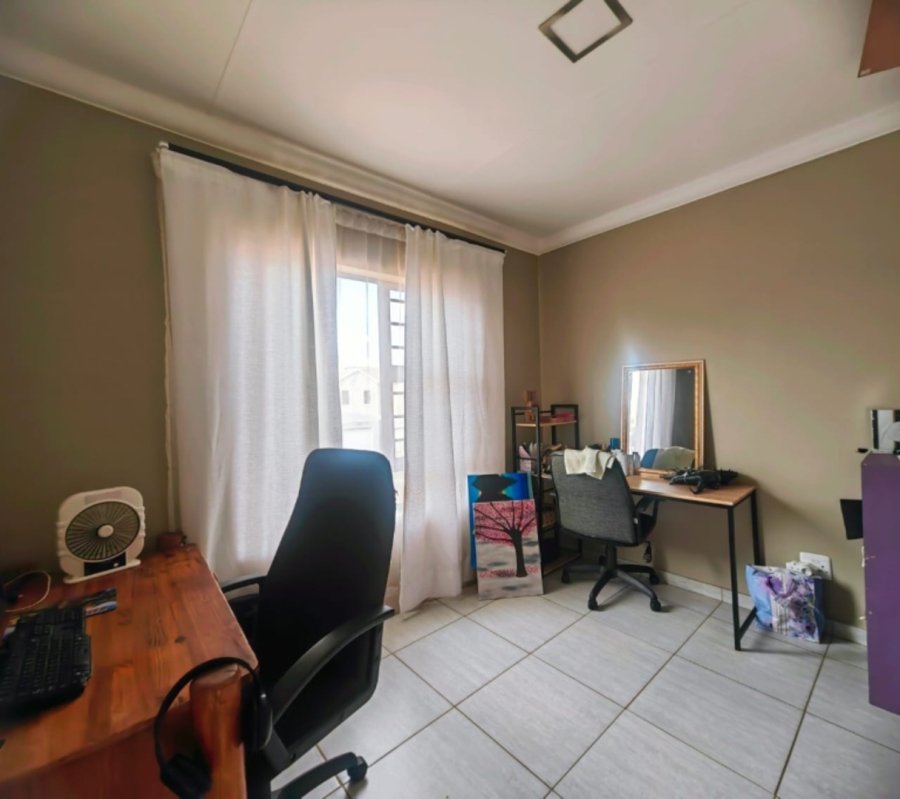 3 Bedroom Property for Sale in Grimbeeck Park North West